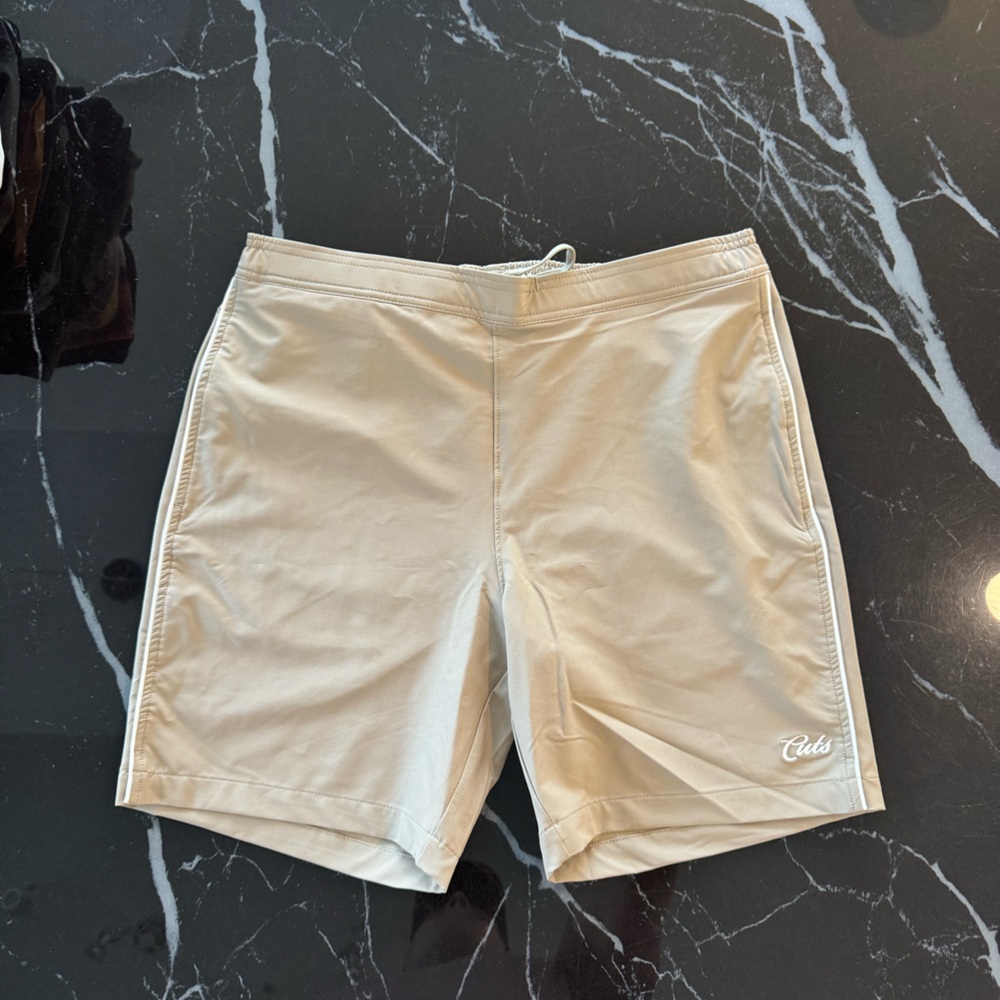 Cuts Men’s Almafi short Large